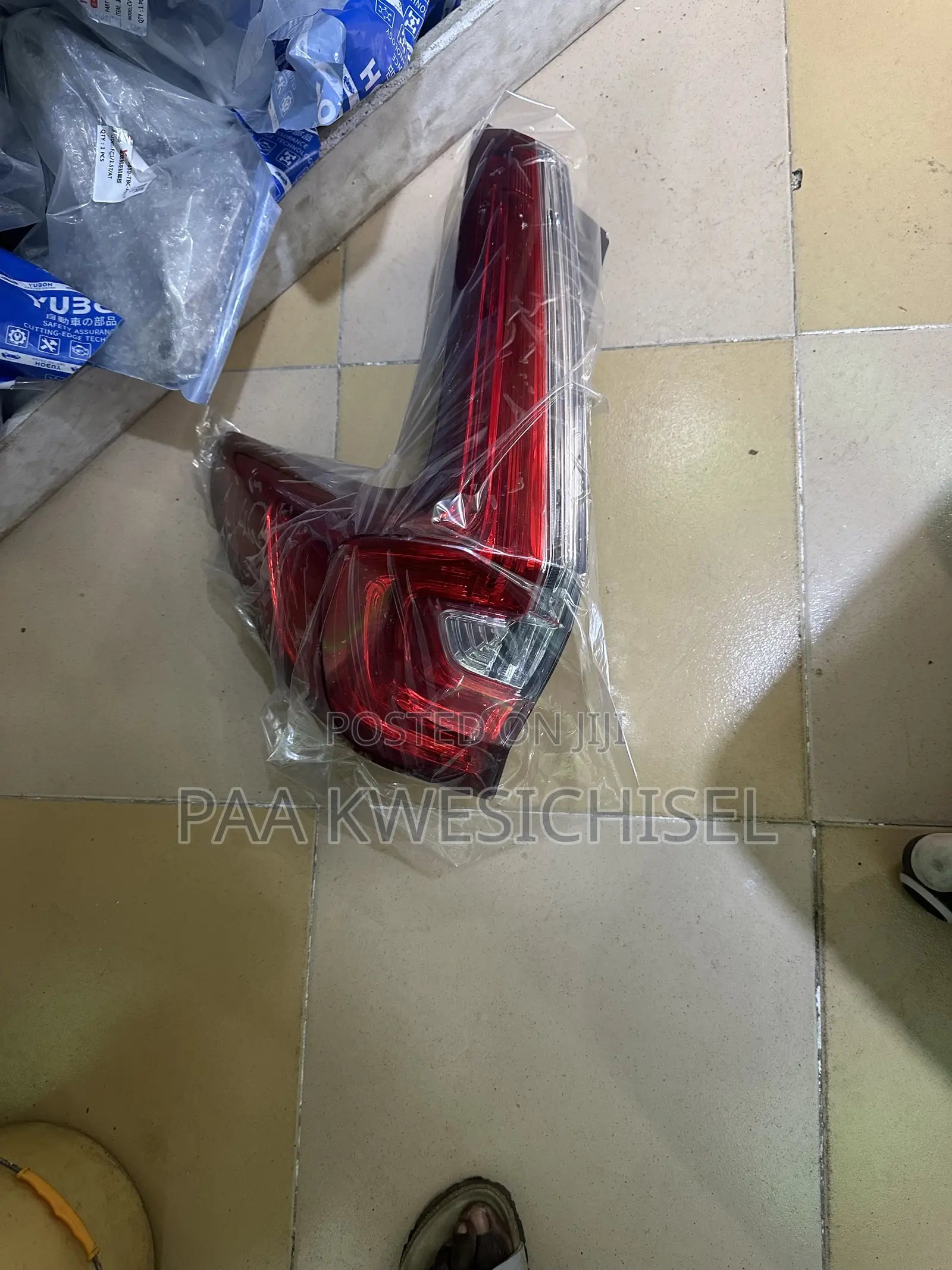 Honda CR-V 2017 2018 2019 Back Tail Light