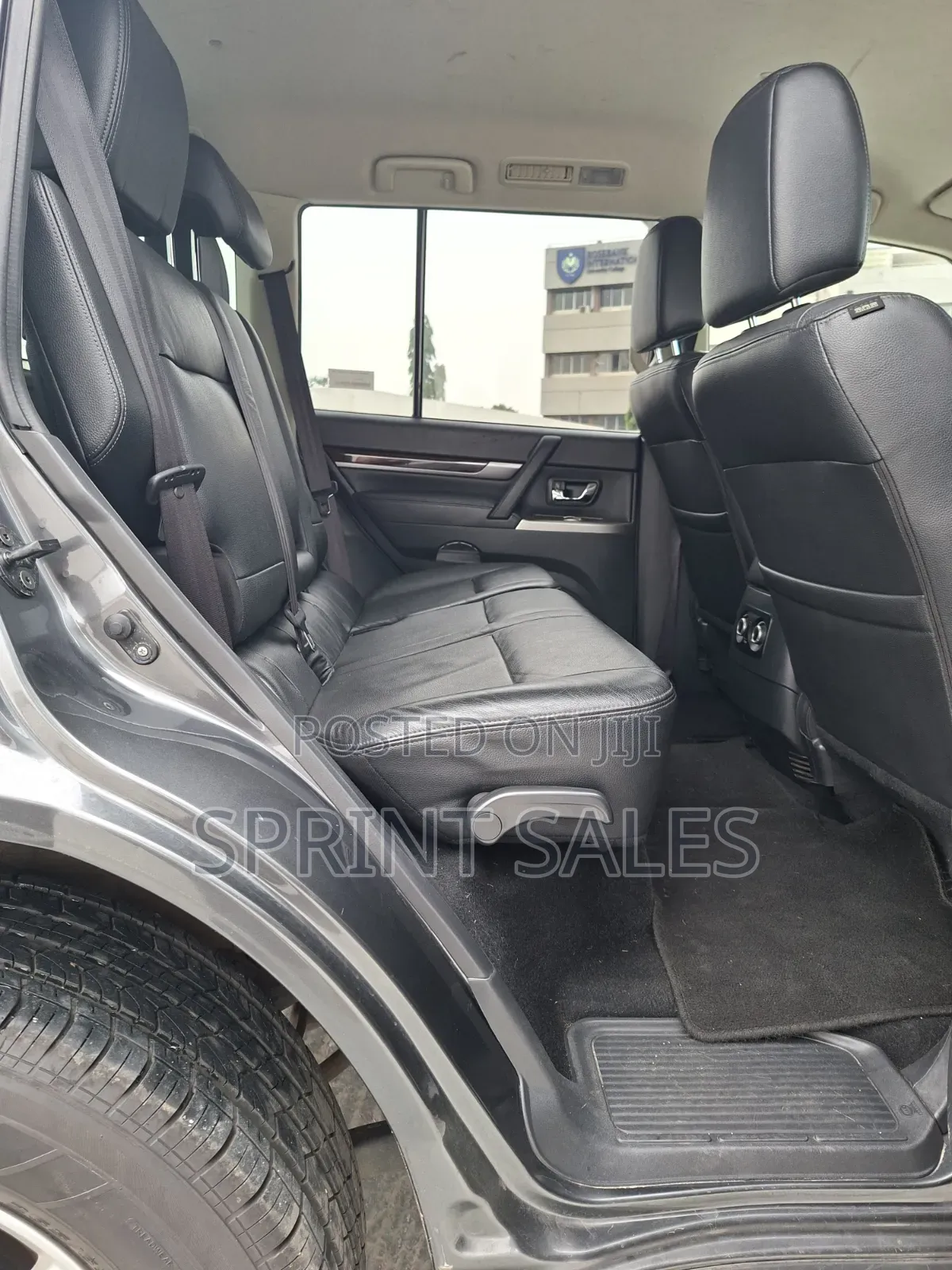 Mitsubishi Pajero 2019 Gray