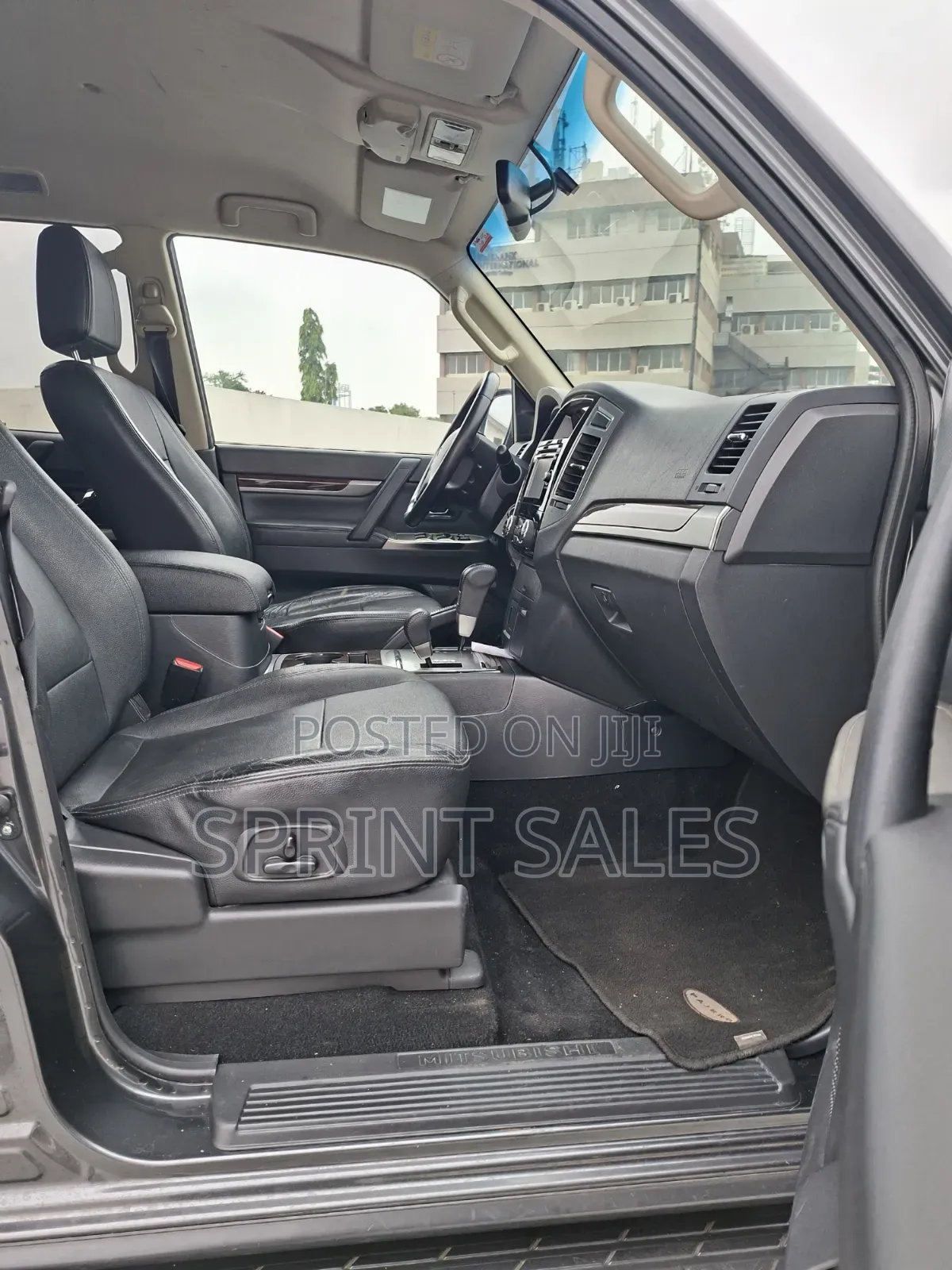 Mitsubishi Pajero 2019 Gray