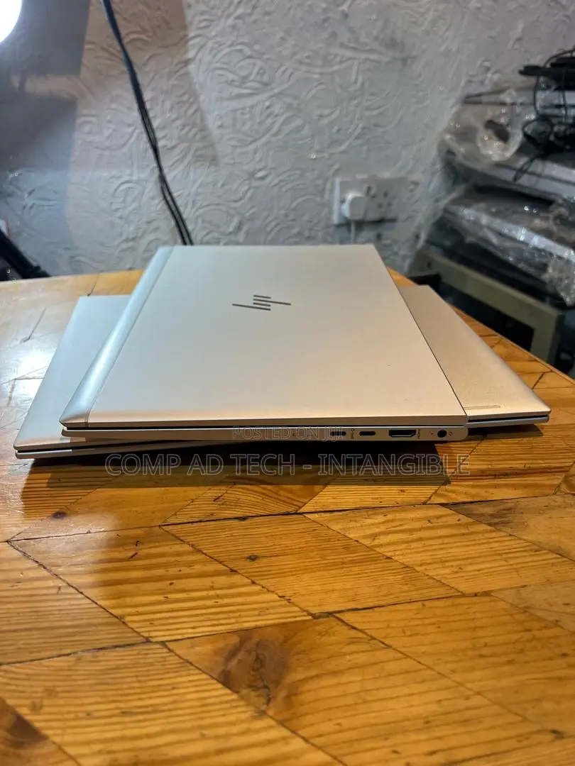 Laptop HP EliteBook 845 G8 1GB AMD Ryzen 7 SSD 512GB