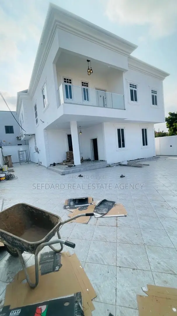4bdrm House in Sefdard Properties, Kwabenya for sale