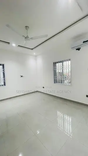 4bdrm House in Sefdard Properties, Kwabenya for sale