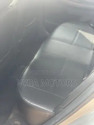 Toyota Corolla 2011 Silver