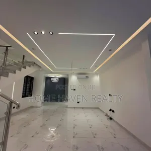 3bdrm House in Lakeside Estate for sale