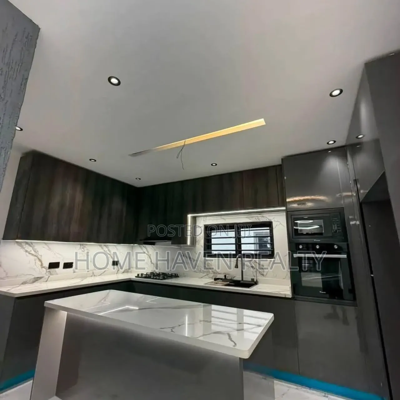 3bdrm House in Lakeside Estate for sale