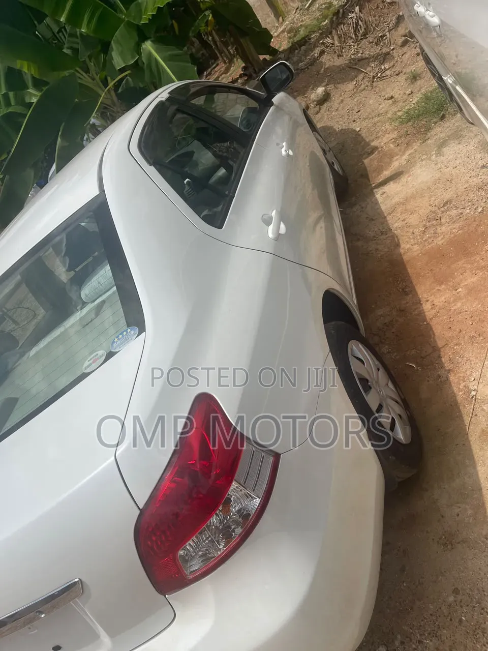 Toyota Belta 2011 White