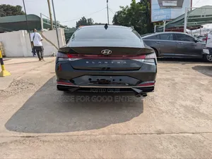 Hyundai Elantra 2023 Black