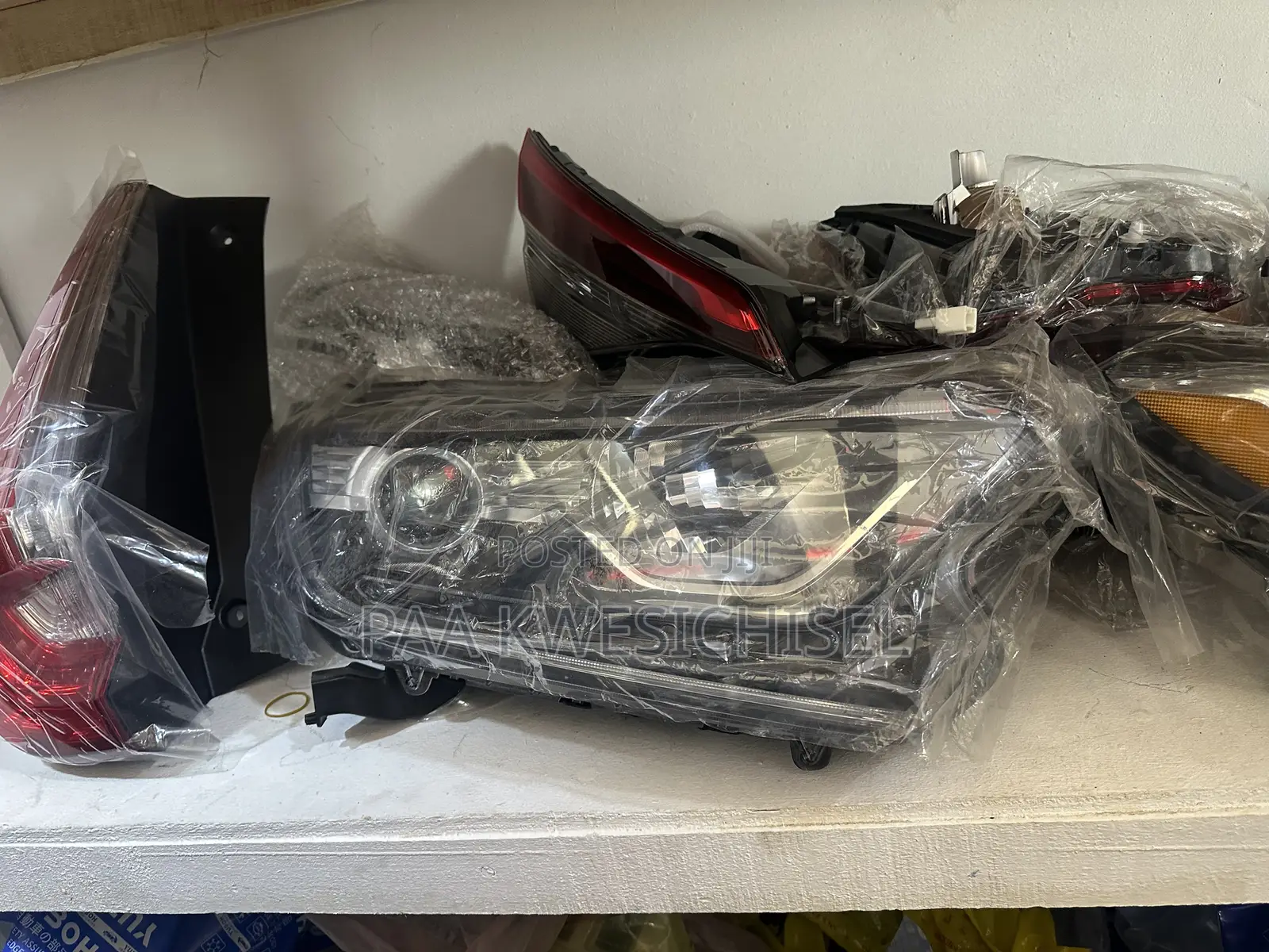 Honda CR-V 2017 2019 2020 Headlights