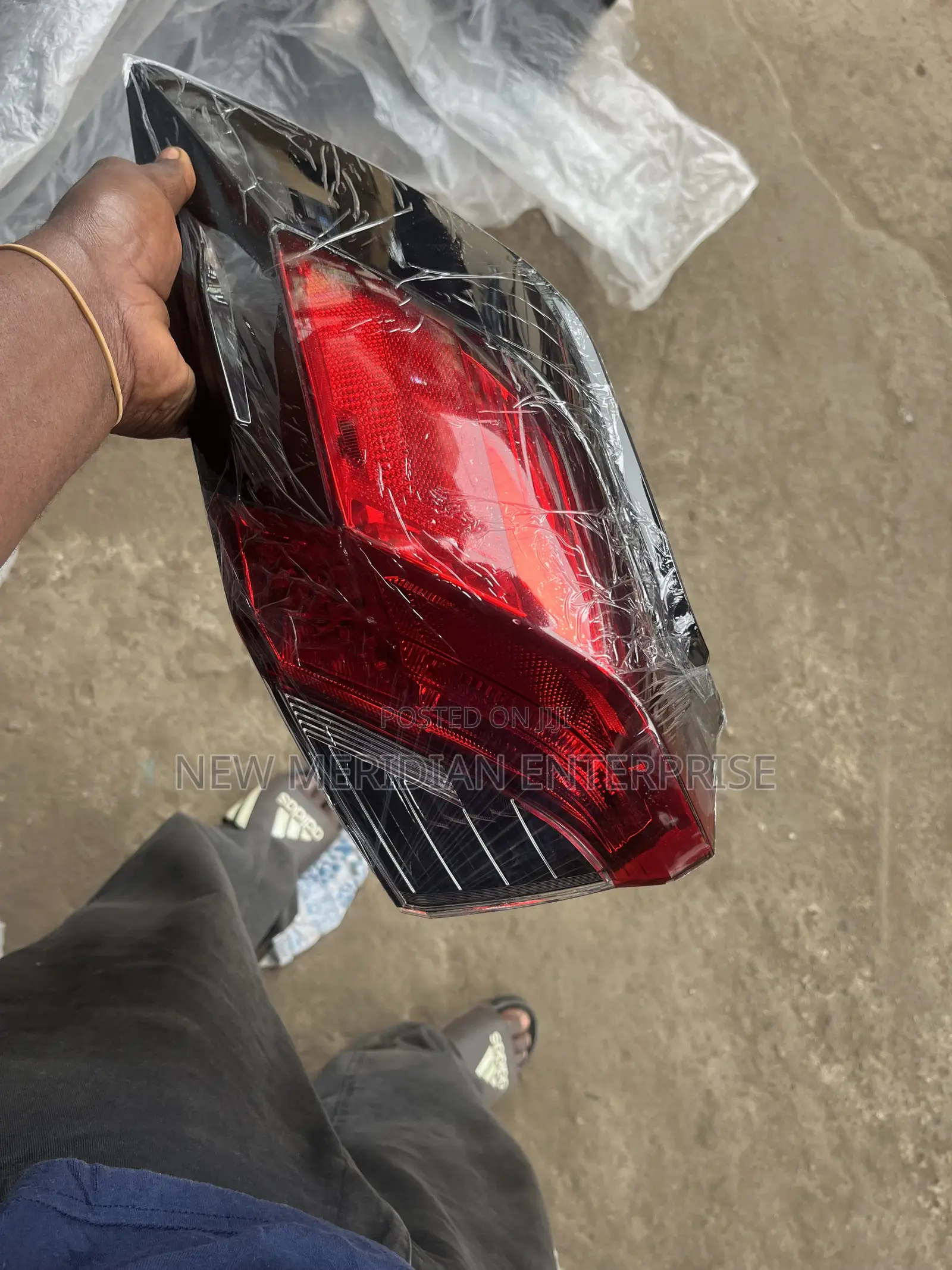Rav4 2018 ,2019 and 2020 Taillight Available