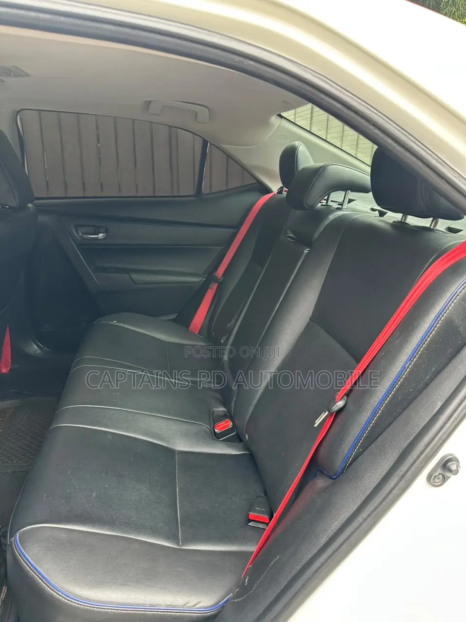 Toyota Corolla 2018 White