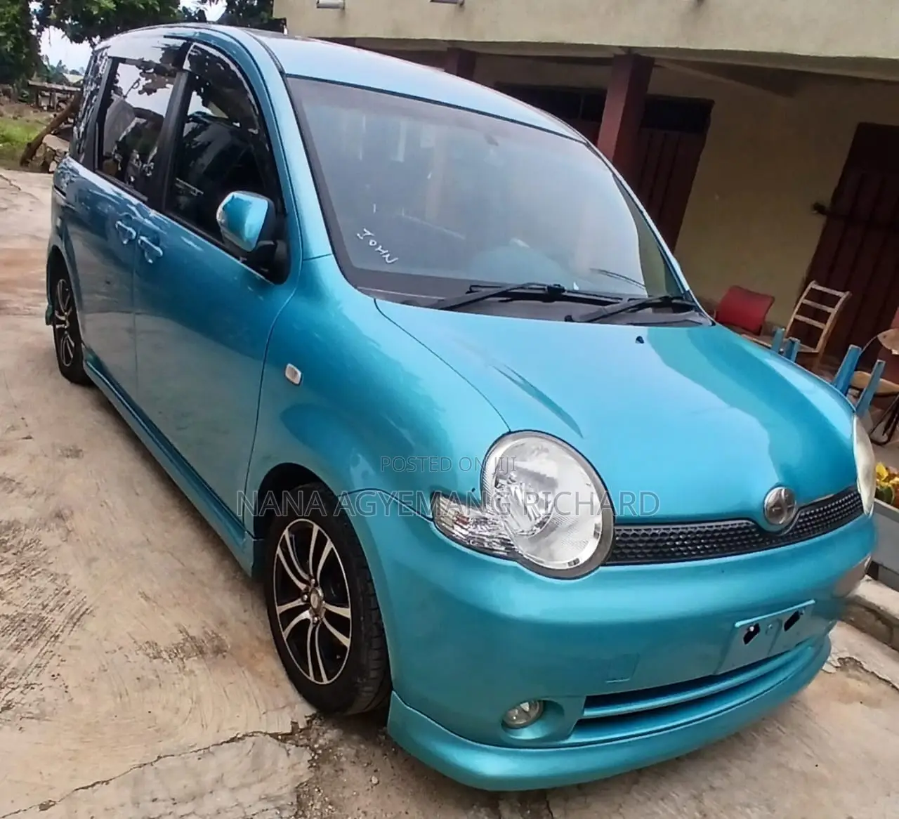 Toyota Sienta 1.5 FWD 2010 Blue