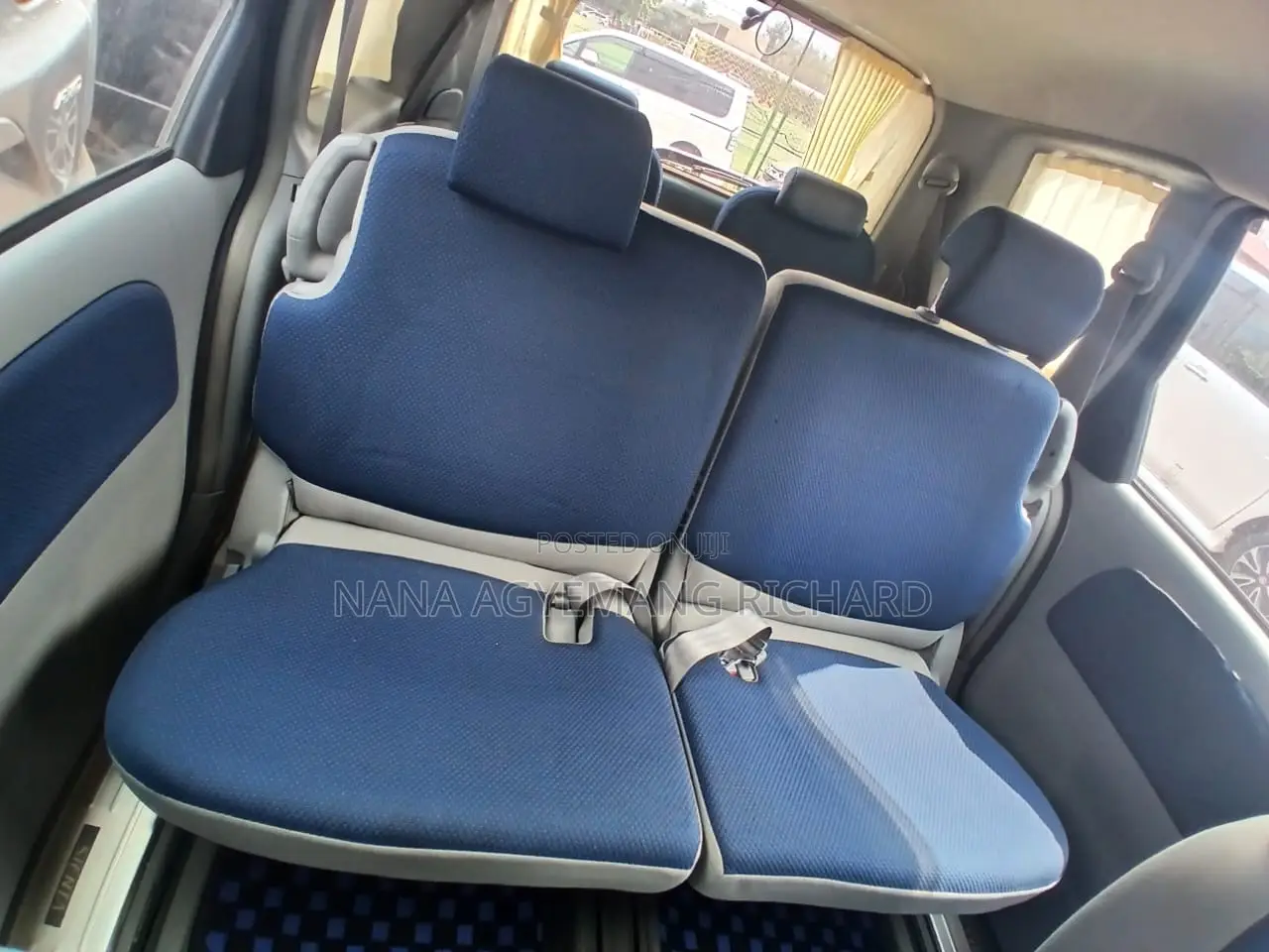 Toyota Sienta 1.5 FWD 2010 Blue