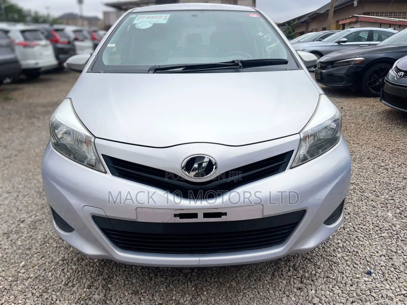 Toyota Vitz 1.5 FWD 3dr 2014 Silver
