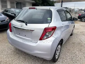 Toyota Vitz 1.5 FWD 3dr 2014 Silver