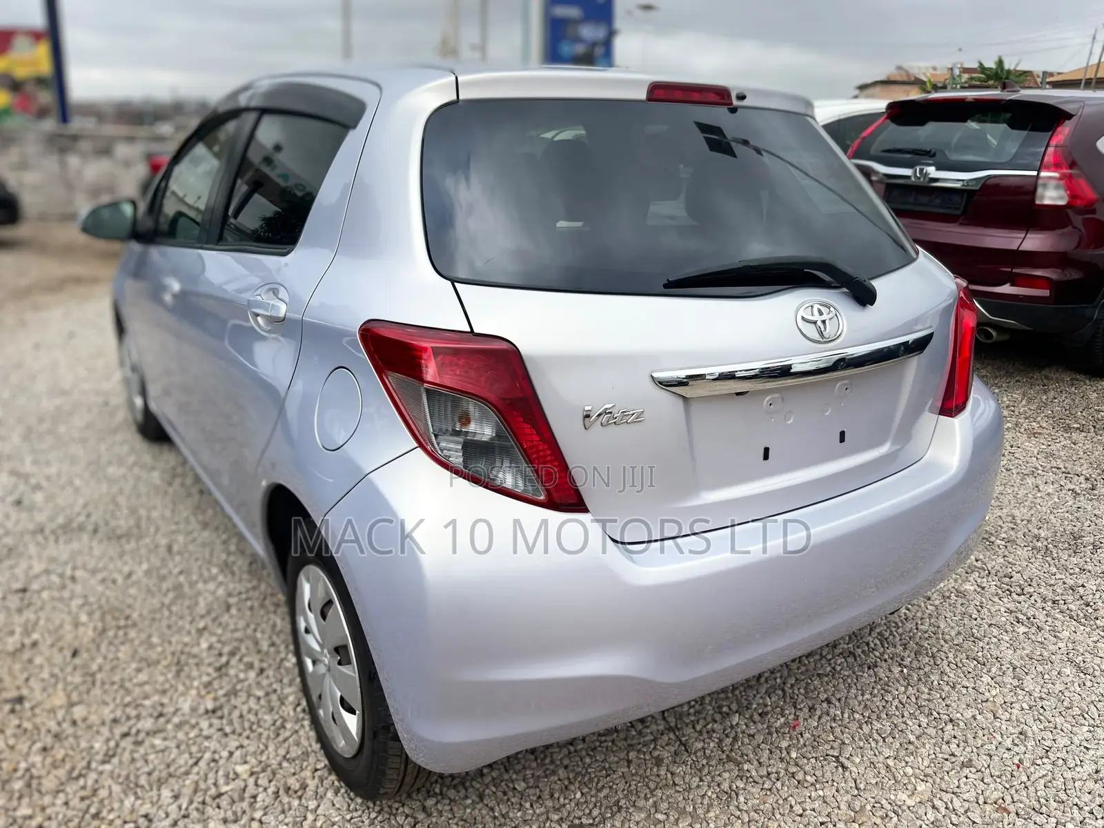 Toyota Vitz 1.5 FWD 3dr 2014 Silver