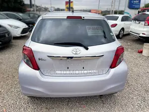 Toyota Vitz 1.5 FWD 3dr 2014 Silver