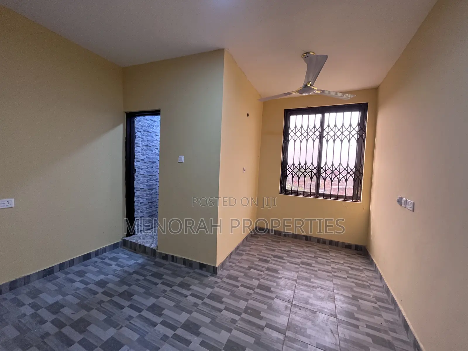 2bdrm Apartment in Adenta Amrahia for rent