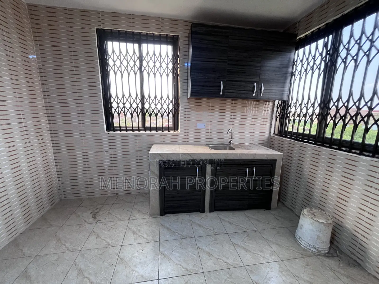 2bdrm Apartment in Adenta Amrahia for rent