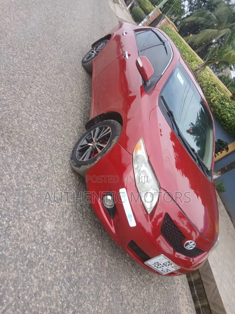 Toyota Corolla 2010 Red