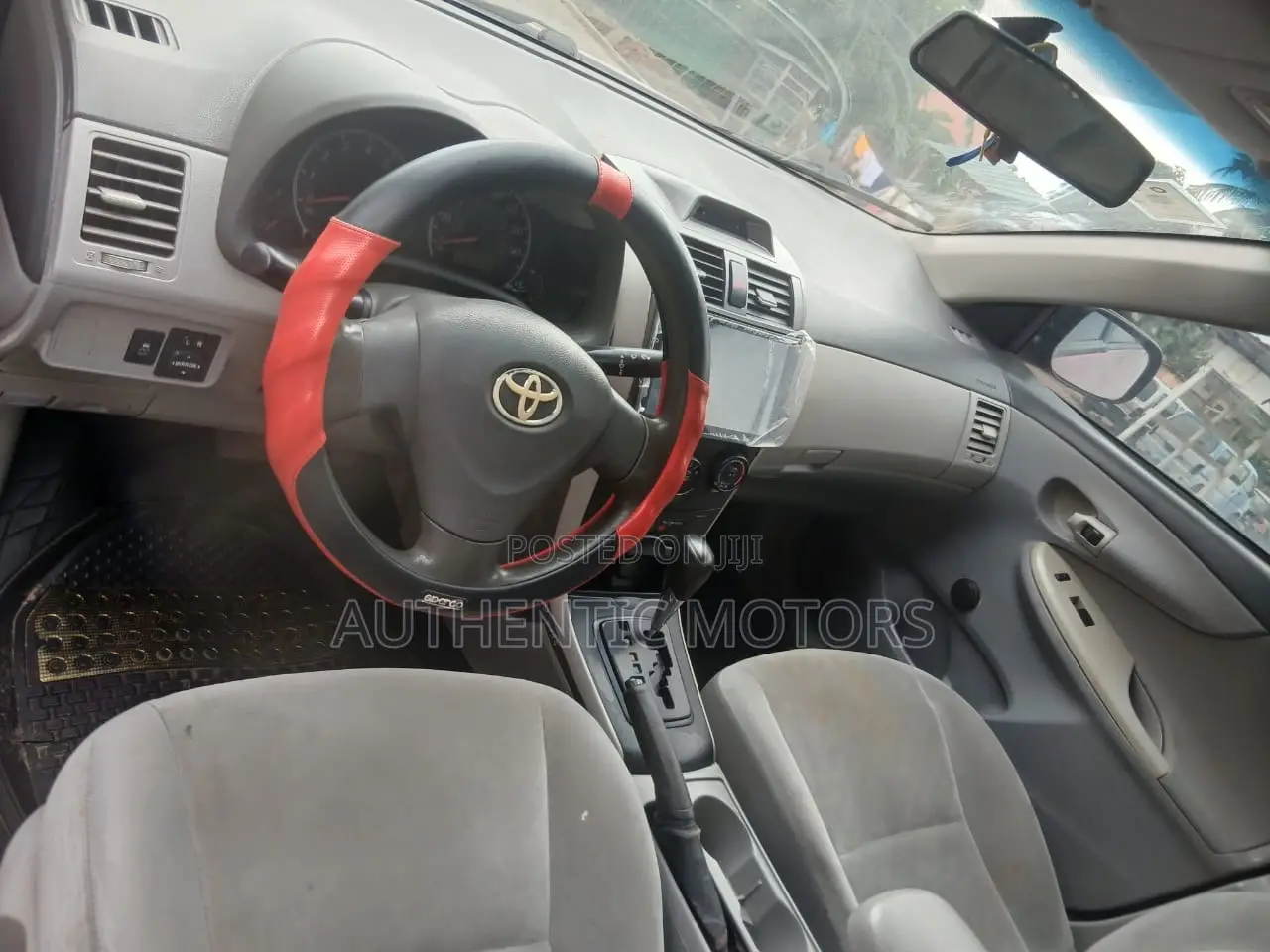 Toyota Corolla 2010 Red