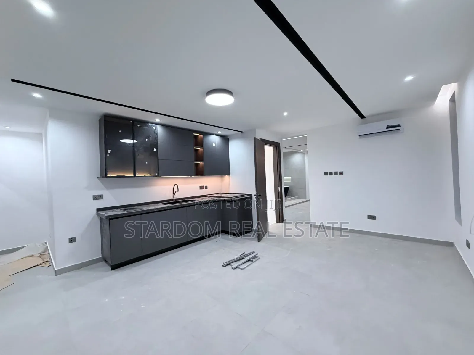 4bdrm Duplex in Nanakrom, School Junction for sale