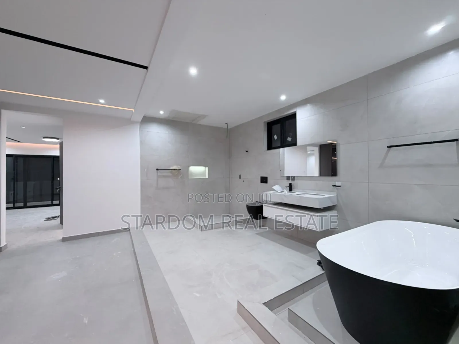 4bdrm Duplex in Nanakrom, School Junction for sale