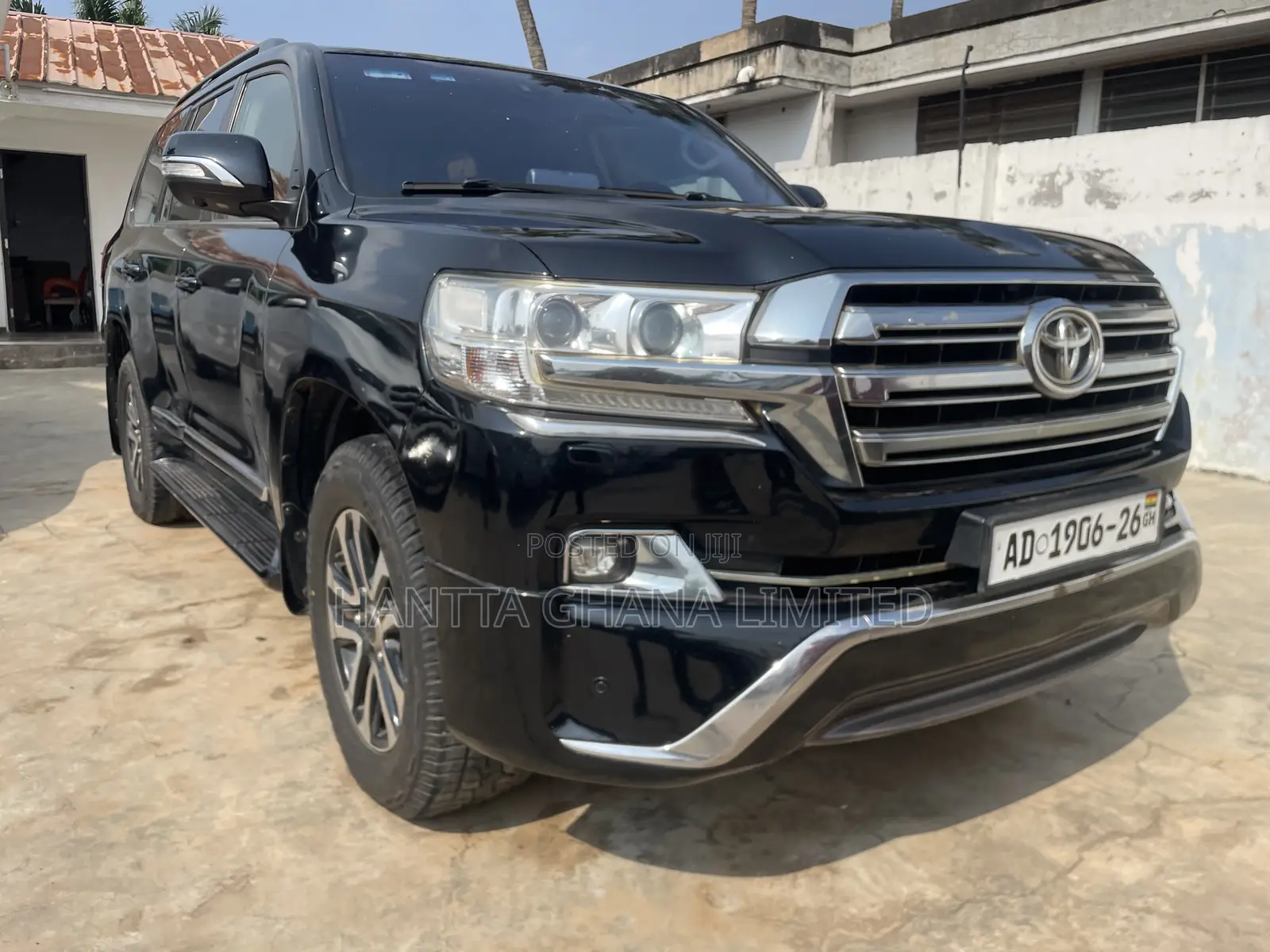 Toyota Land Cruiser 5.7 V8 VXR 2017 Black