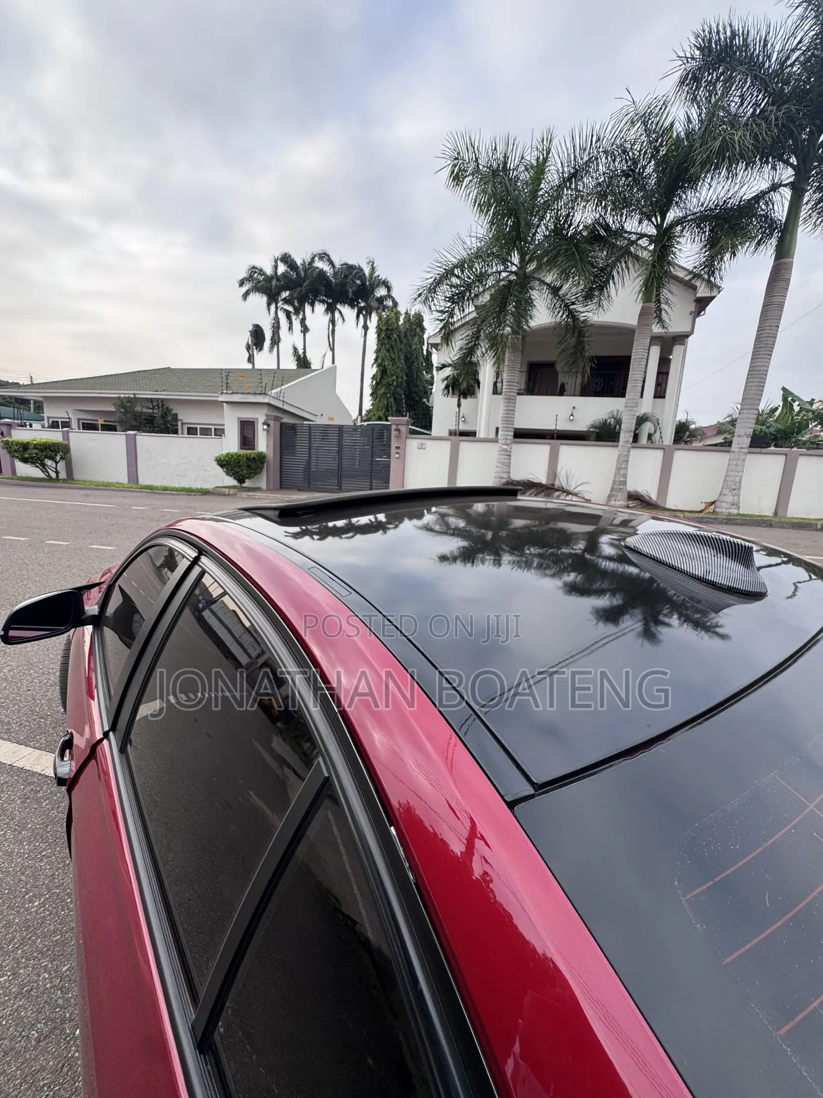 BMW 320i 2016 Red