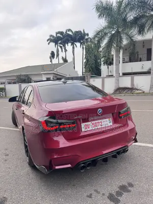 BMW 320i 2016 Red