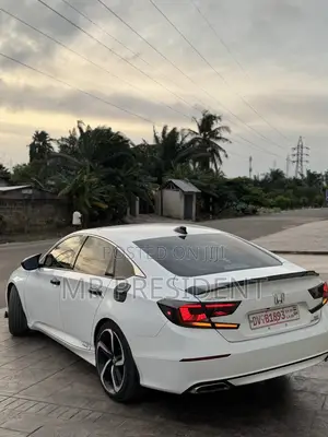 Honda Accord Sport 2.0T 2021 White