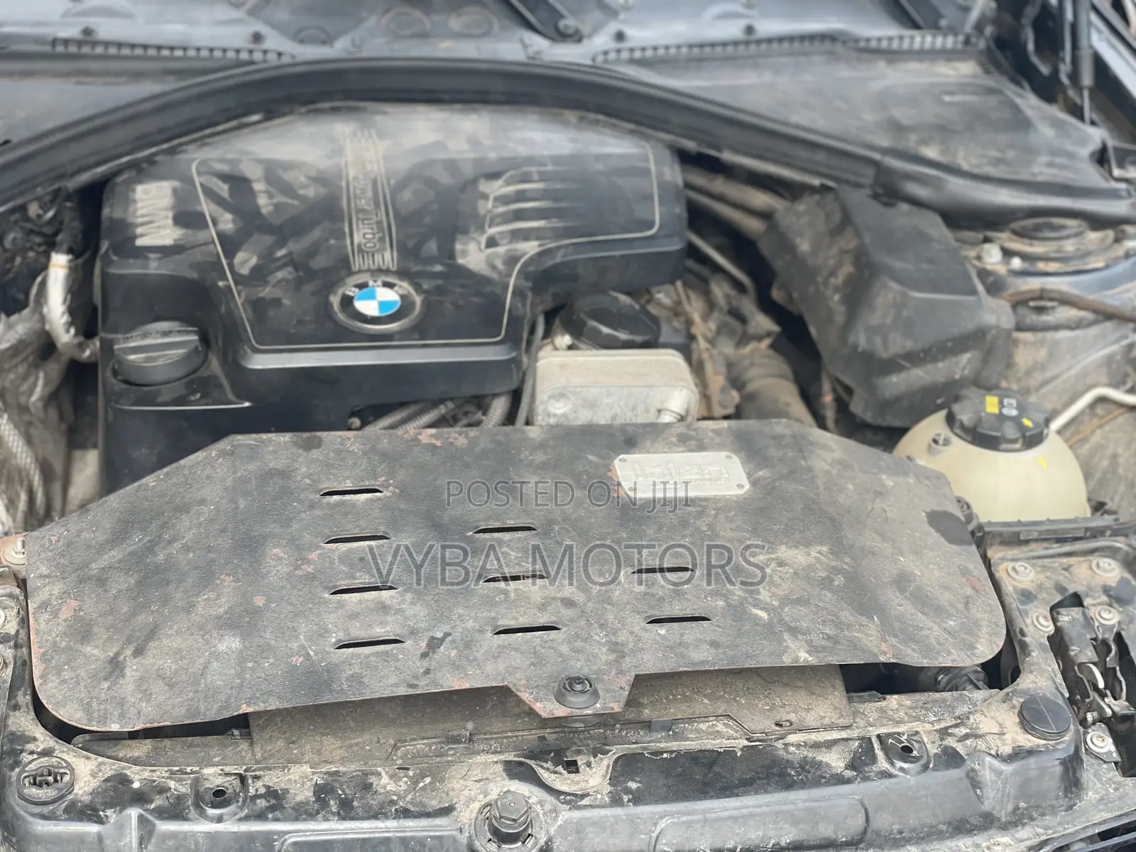 BMW 320i 2014 Black