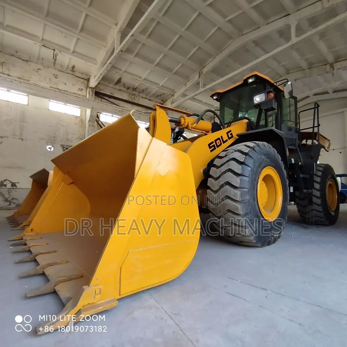 SDLG Wheel Loaders (Heavy Equipment Earthmovers)