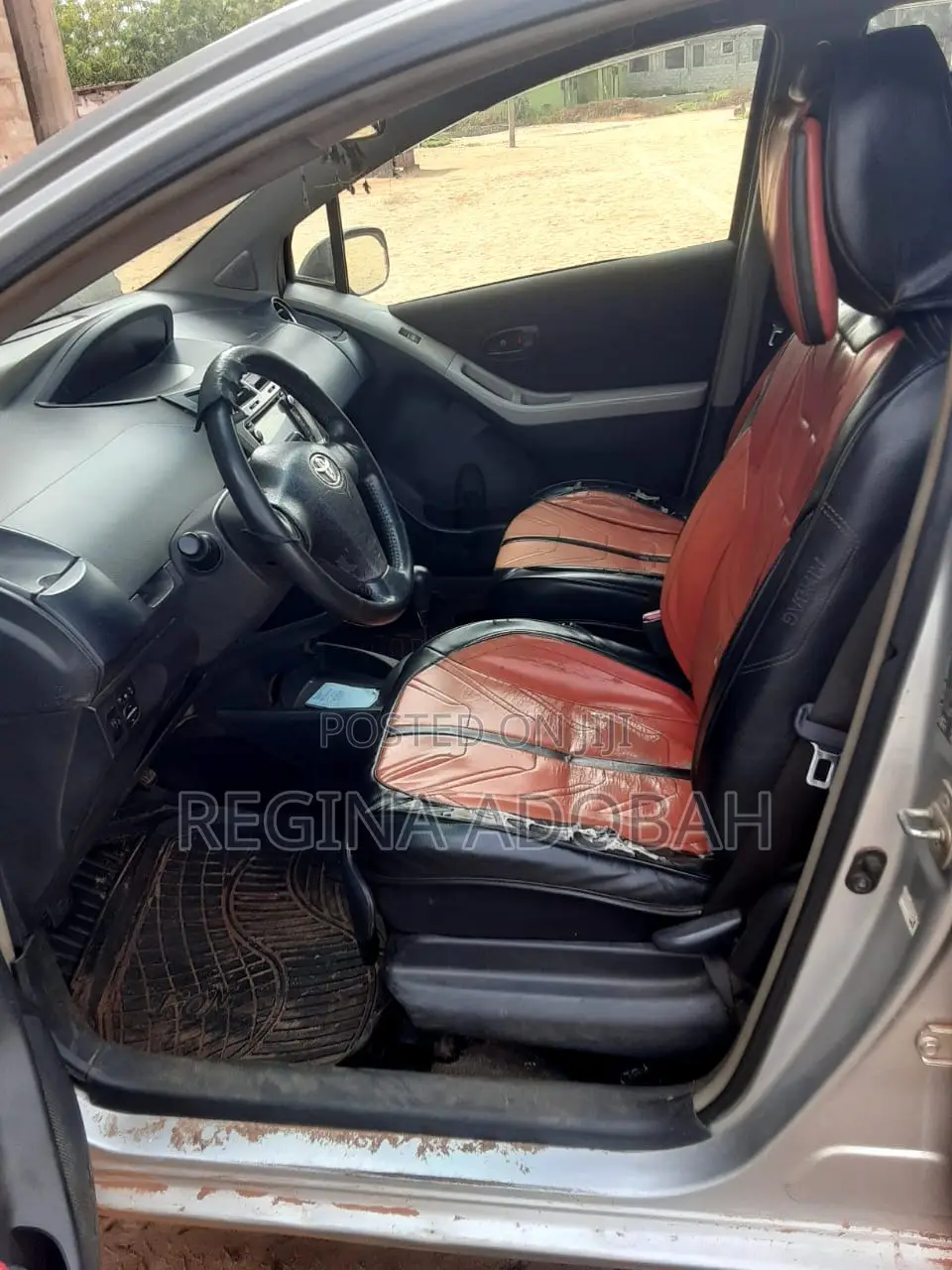 Toyota Vitz 2010 Gray