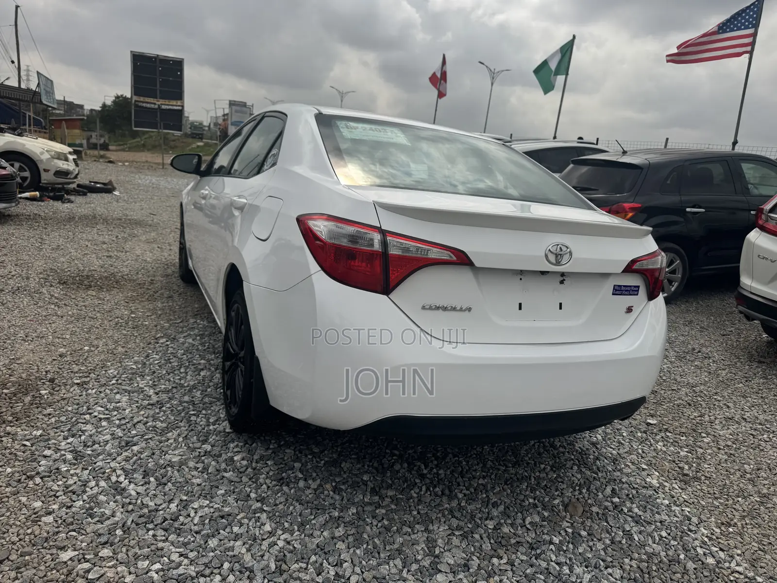 Toyota Corolla S 4dr Sedan (1.8L 4cyl CVT) 2015 White
