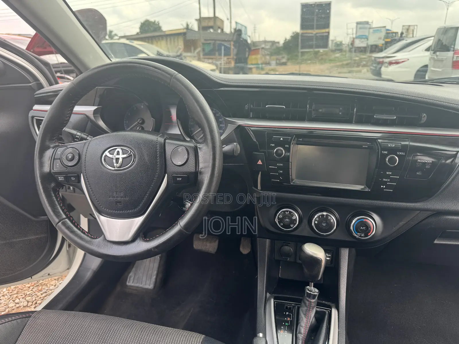 Toyota Corolla S 4dr Sedan (1.8L 4cyl CVT) 2015 White