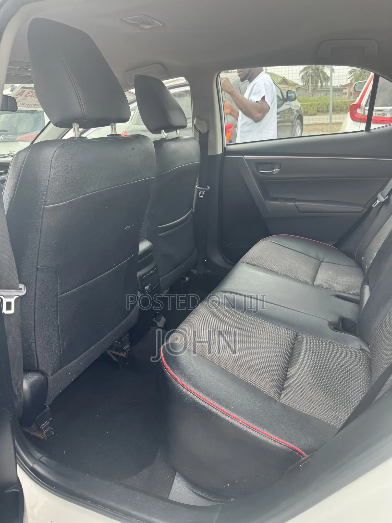 Toyota Corolla S 4dr Sedan (1.8L 4cyl CVT) 2015 White