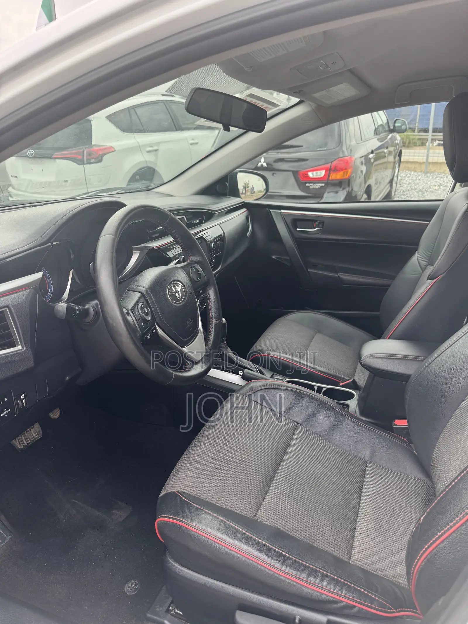 Toyota Corolla S 4dr Sedan (1.8L 4cyl CVT) 2015 White