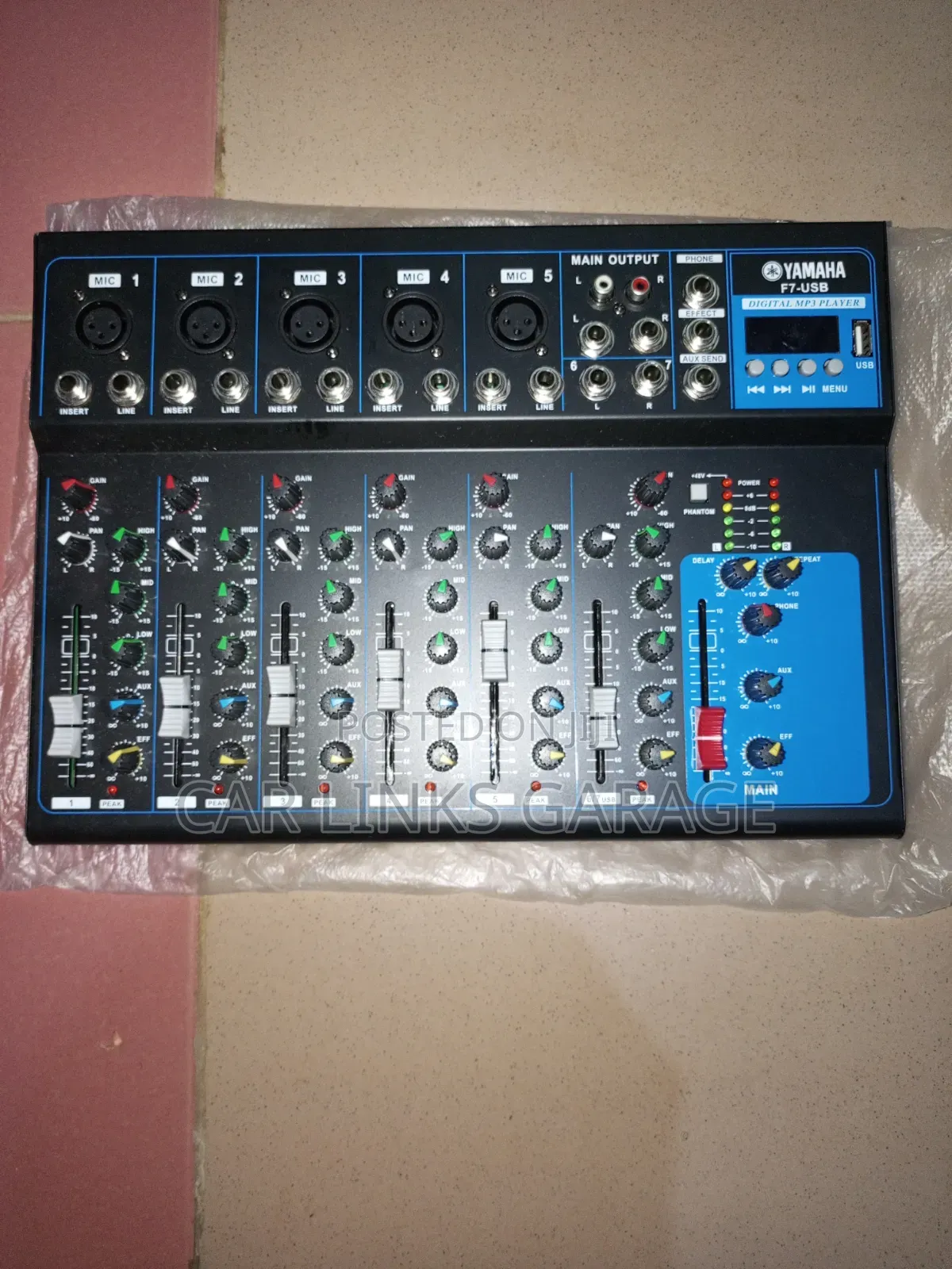 Yamaha F7-USB