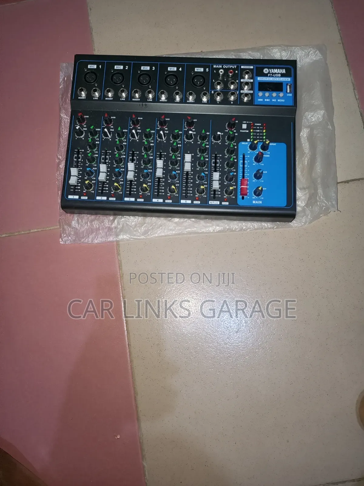 Yamaha F7-USB