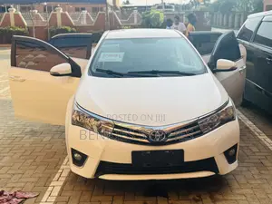 Toyota Corolla 2017 White