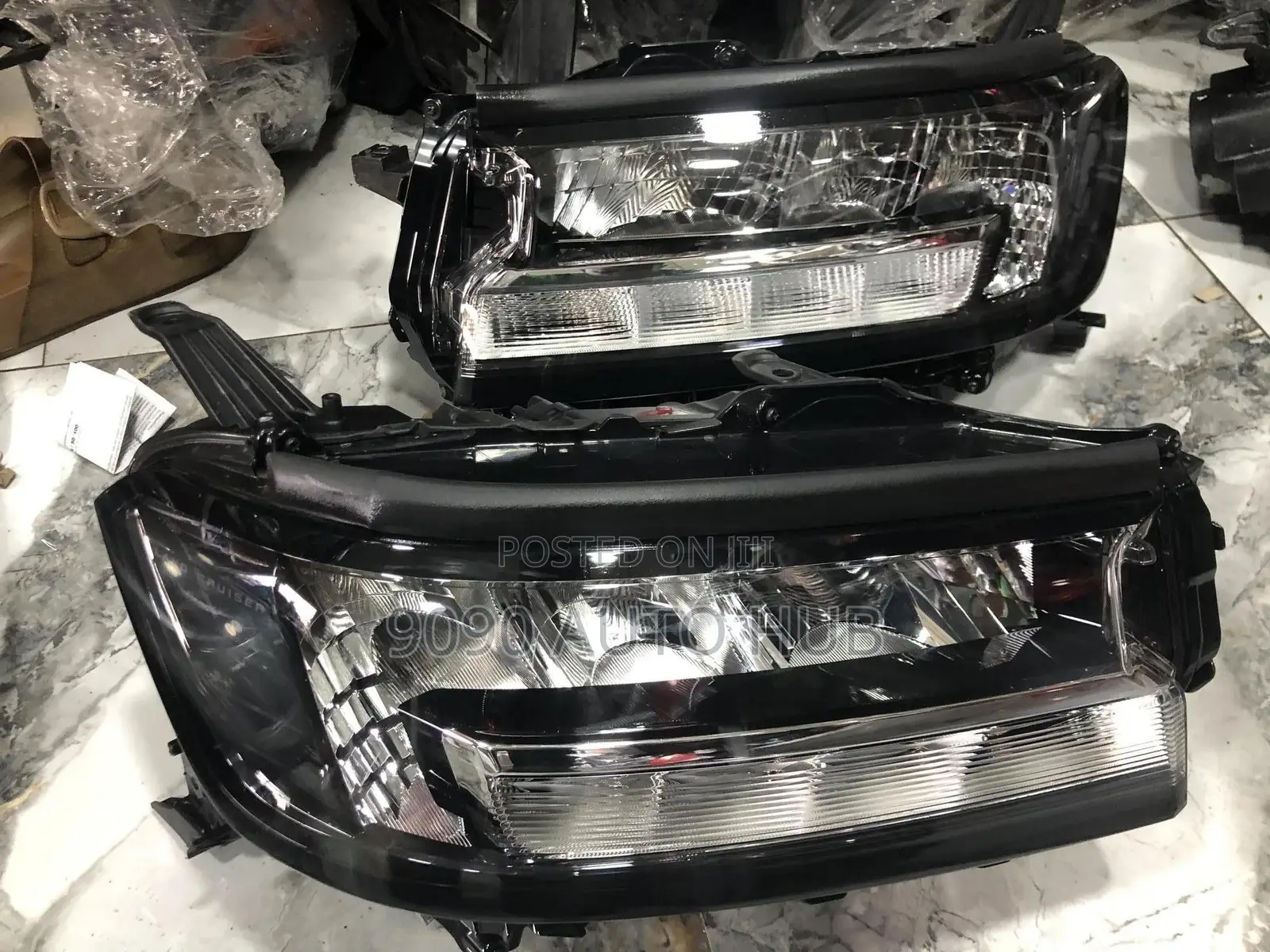 Toyota Land Cruiser 300 2023 Headlight
