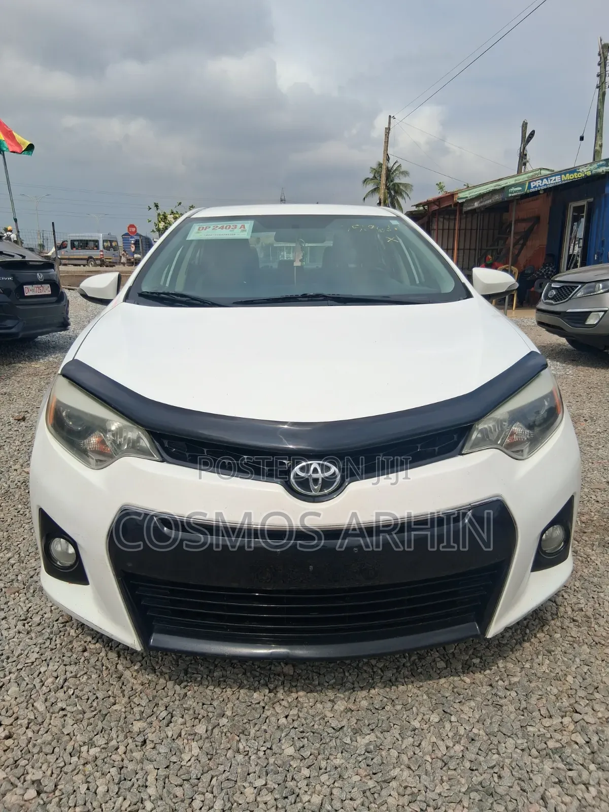 Toyota Corolla 2015 White