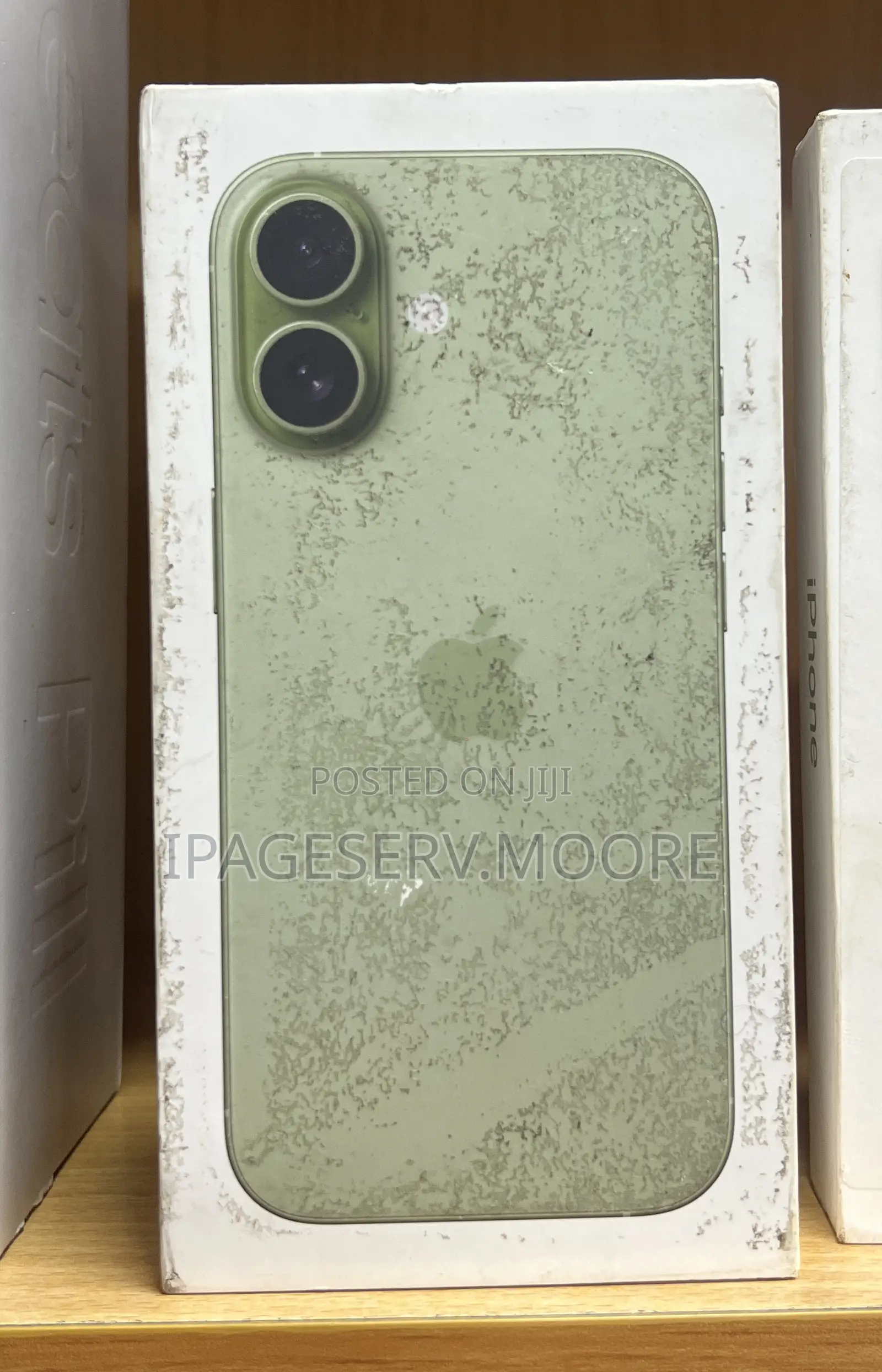 New Apple iPhone 17 256 GB Green