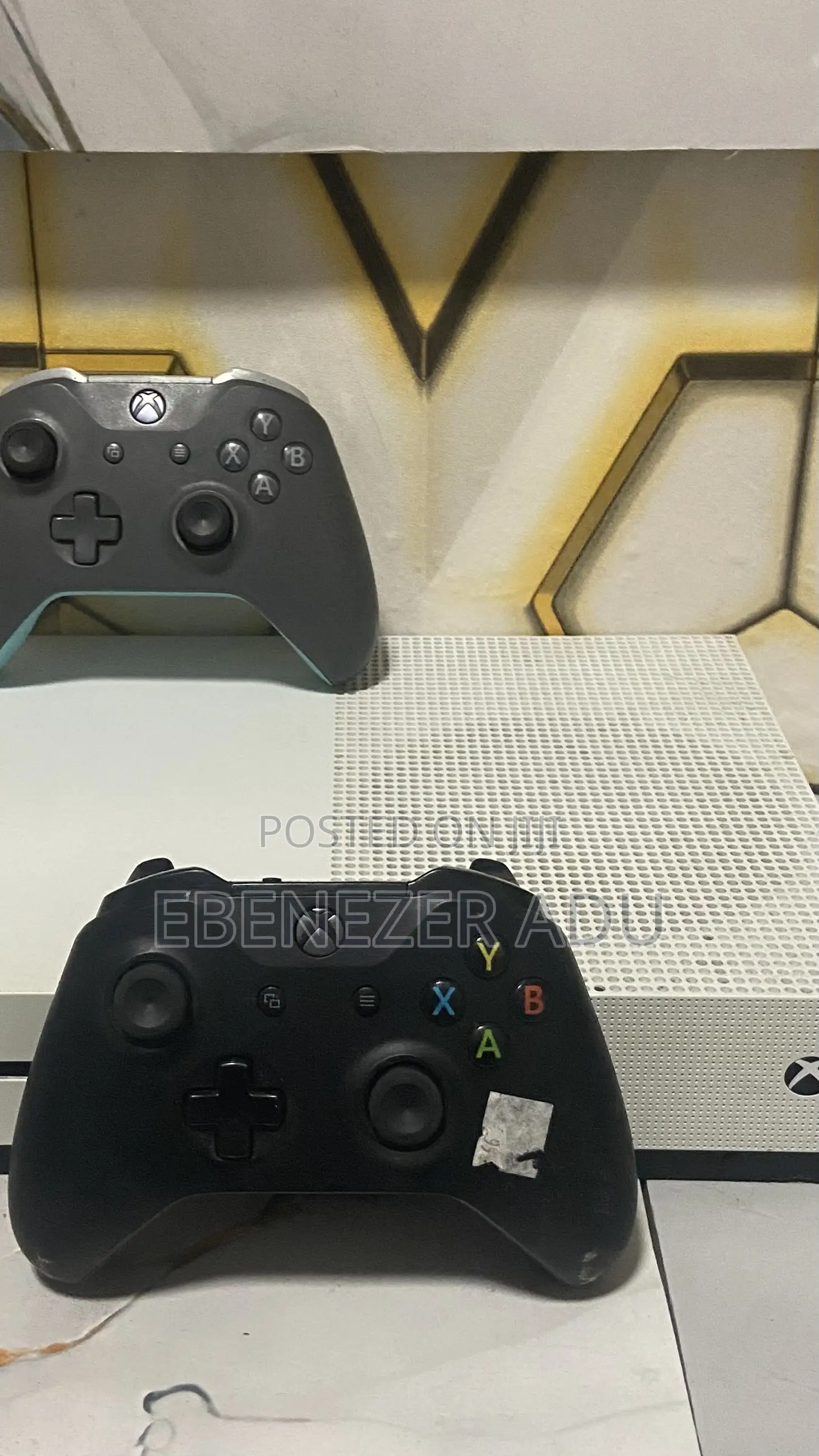 Affordable Xbox One S – 17 Games, Controller Included