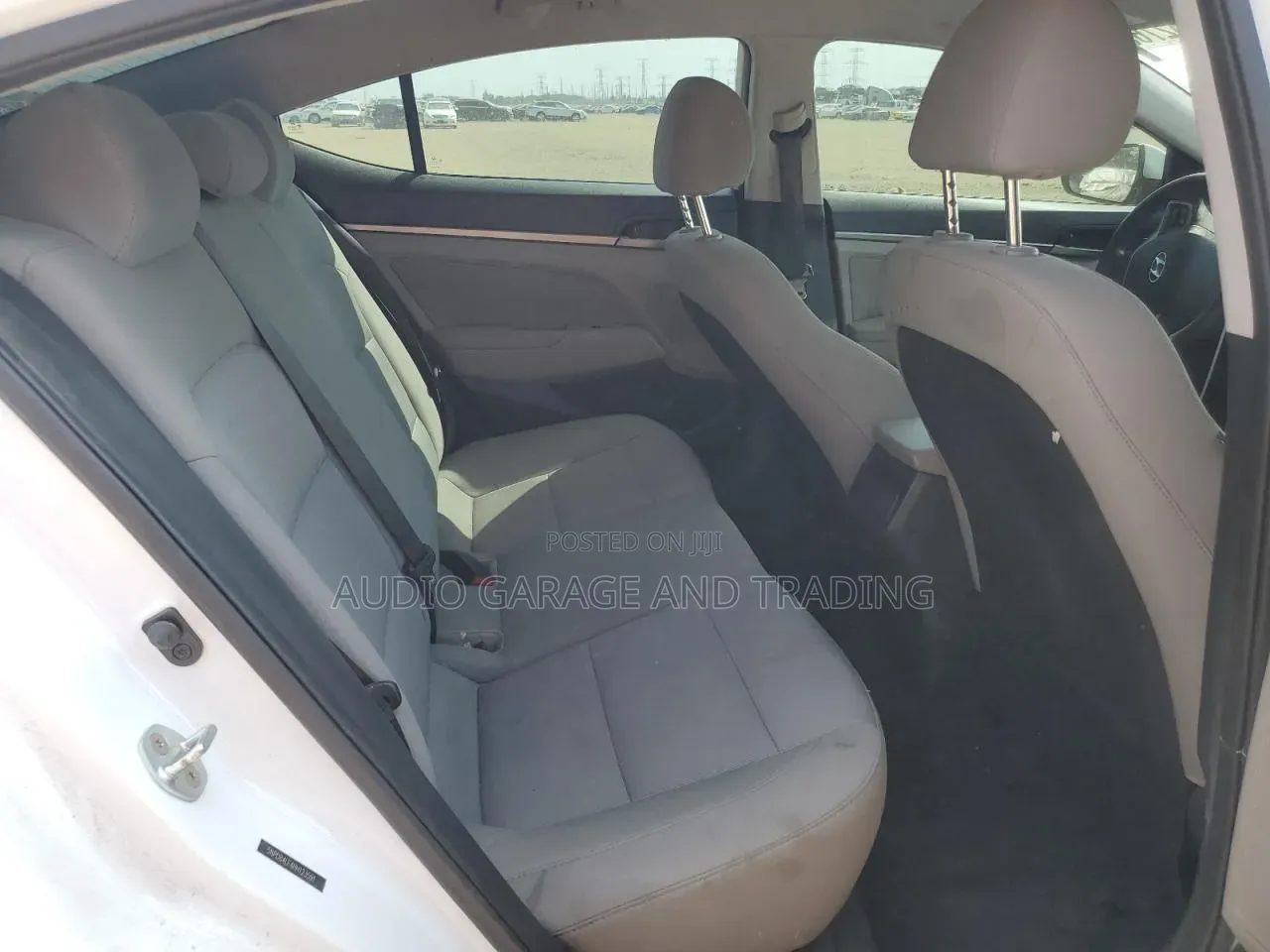 Hyundai Elantra 2018 White