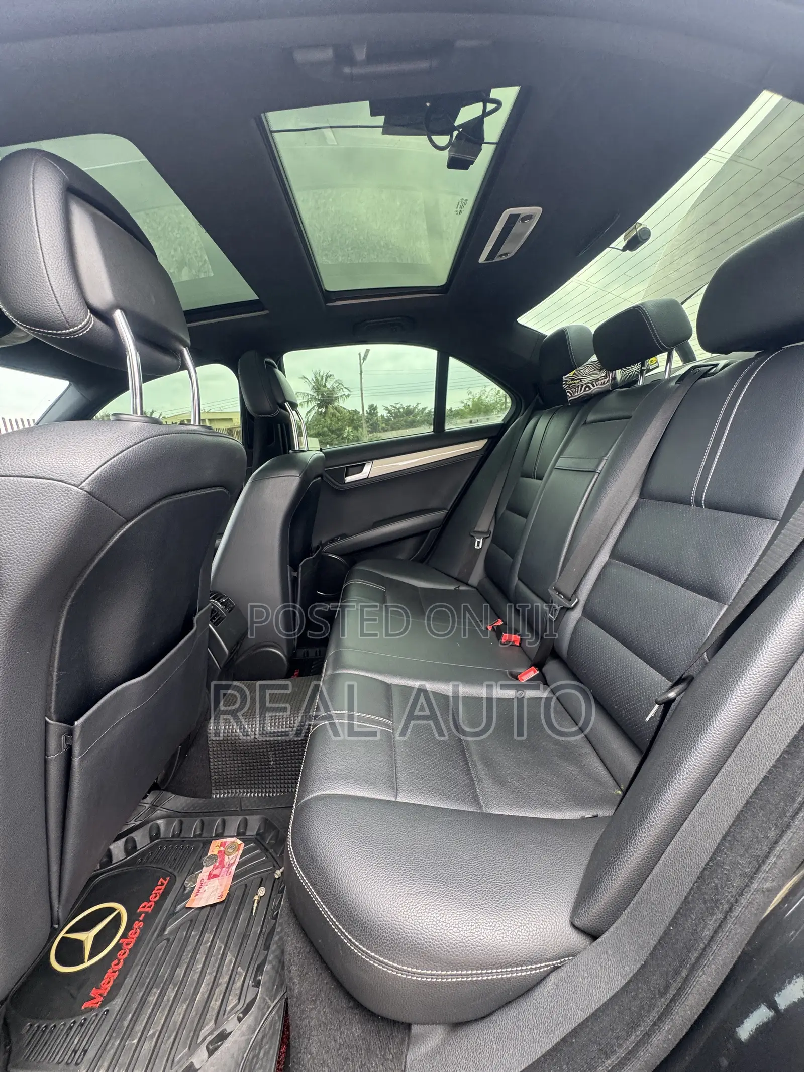 Mercedes-Benz C250 2014 Black