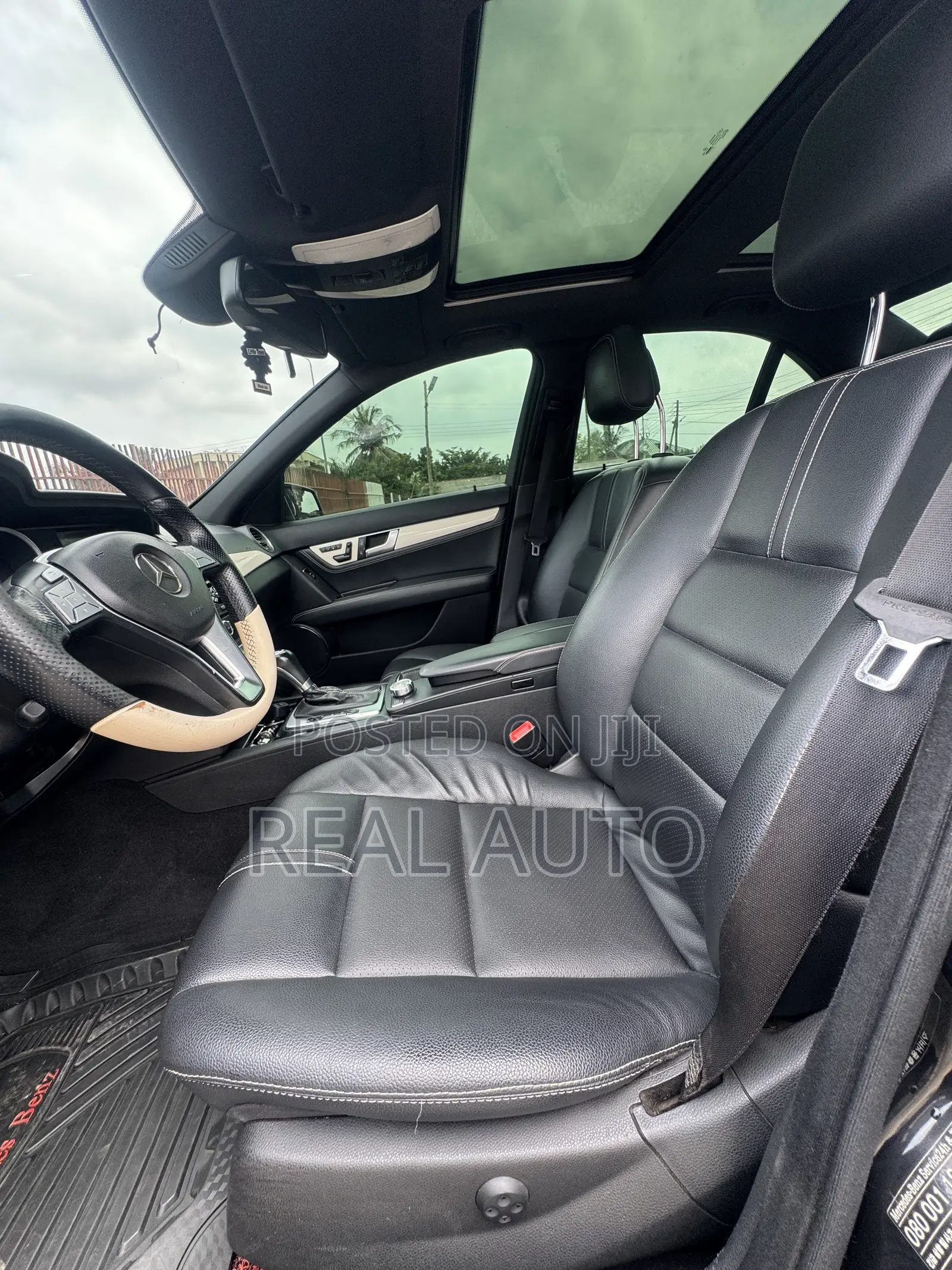 Mercedes-Benz C250 2014 Black