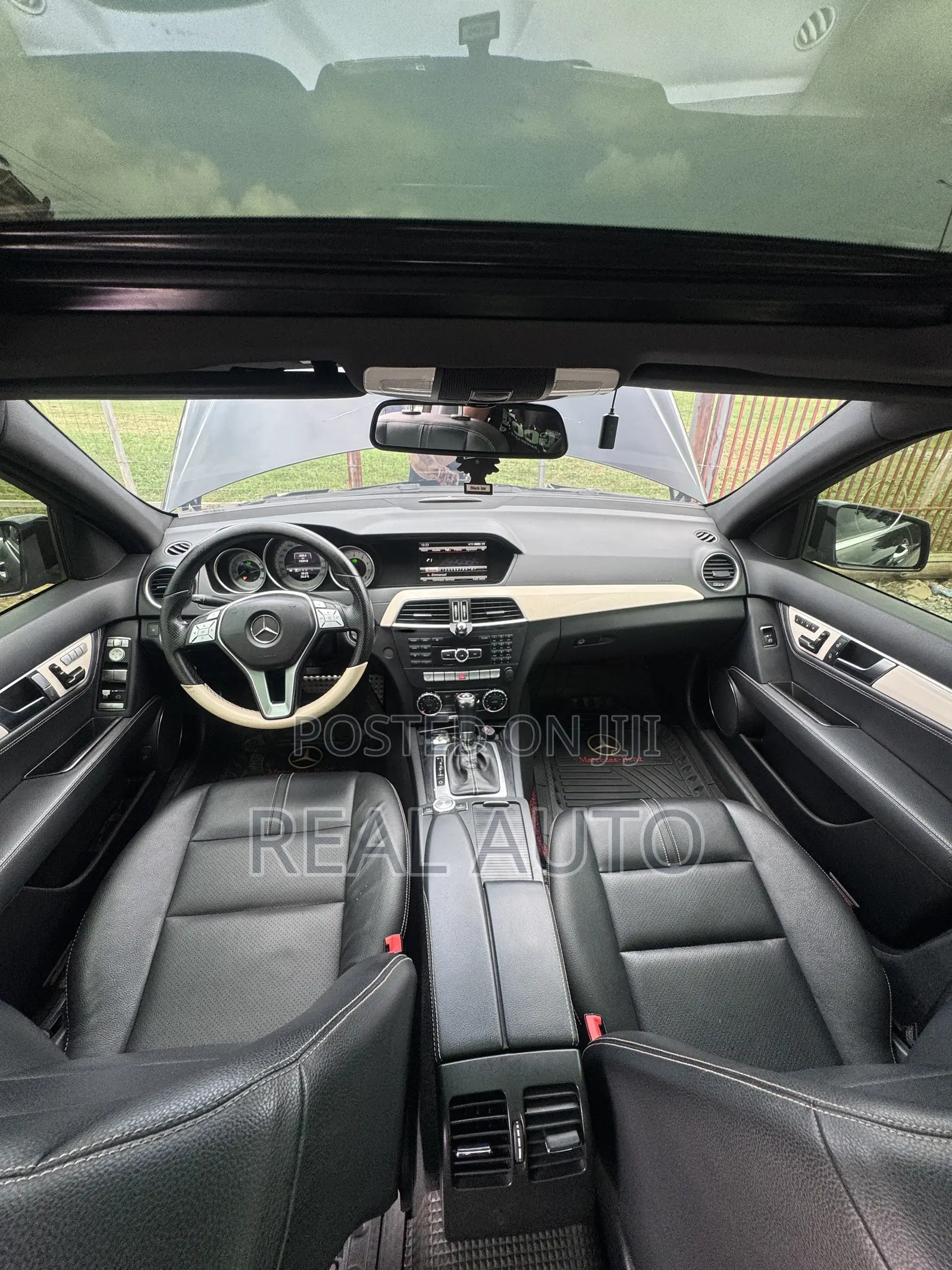 Mercedes-Benz C250 2014 Black