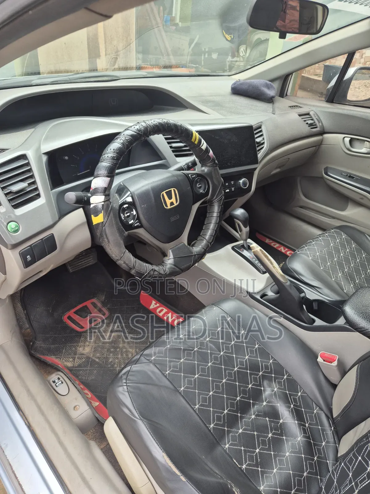 Honda Civic LX Sedan Automatic 2012 Silver