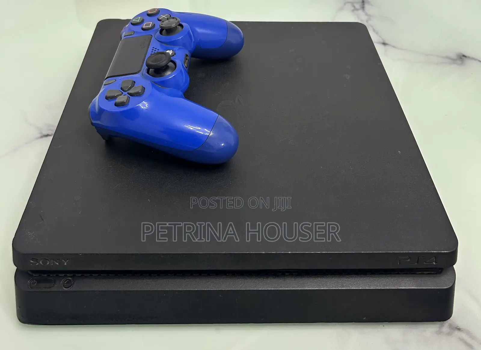 PS4 Slim With Games